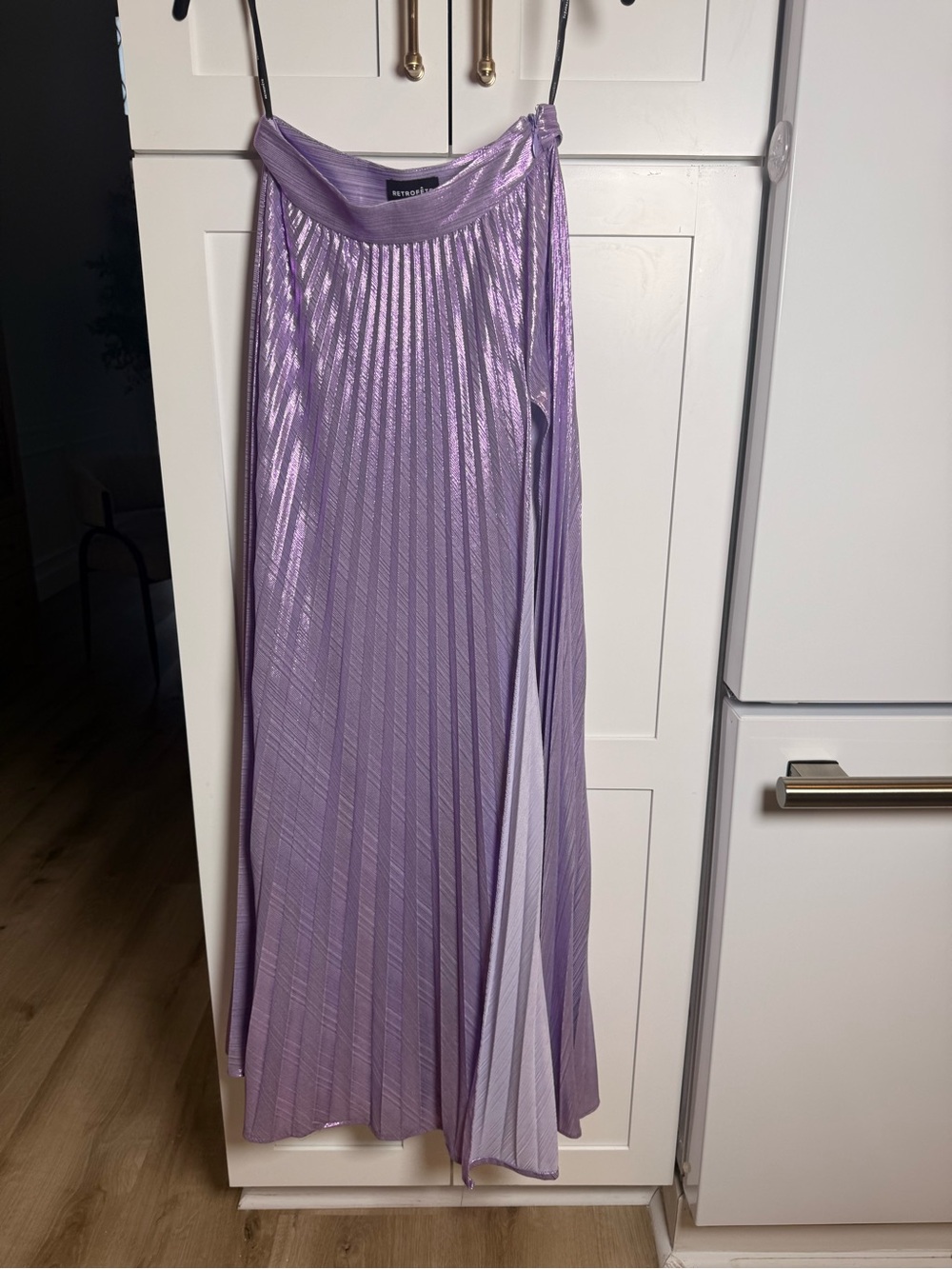 Retrofete Metallic Lavender Pleated Maxi Skirt with High Slit HEMMED 3 inches - Picture 4 of 7
